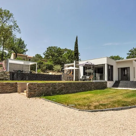 3 Bedroom Stunning In Callian (Var)