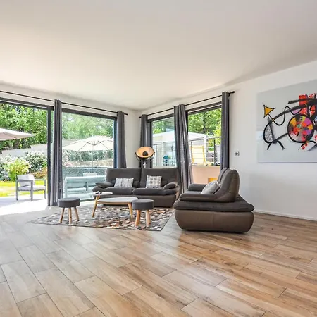 3 Bedroom Stunning In * Callian (Var)