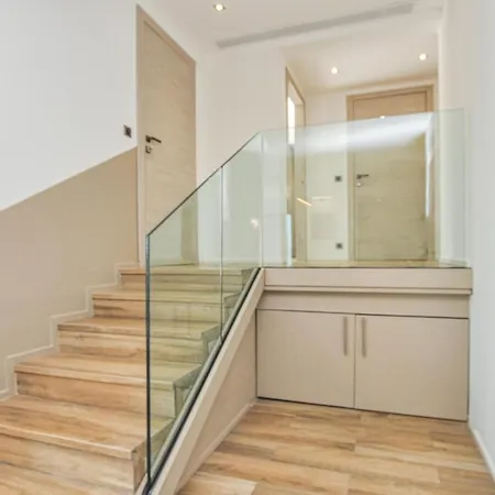 3 Bedroom Stunning In Holiday home *