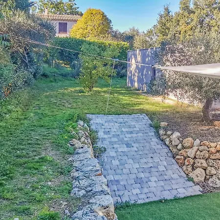 3 Bedroom Stunning In *